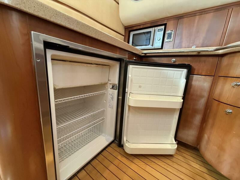 40' 2007 Chris-Craft Roamer 40