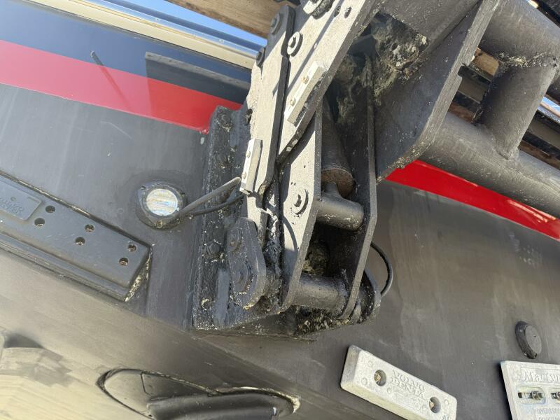 40' 2007 Chris-Craft Roamer 40