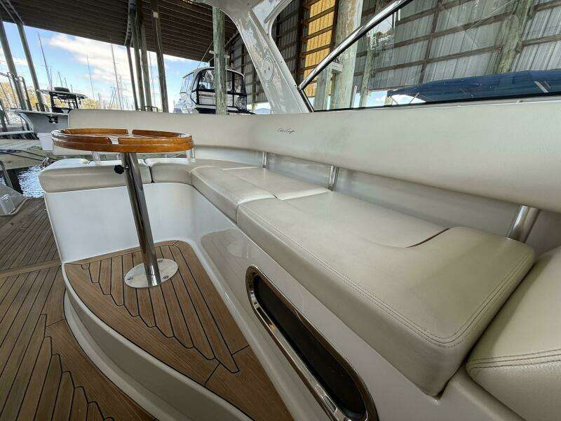 Blue Delft 40ft Chris Craft Yacht For Sale