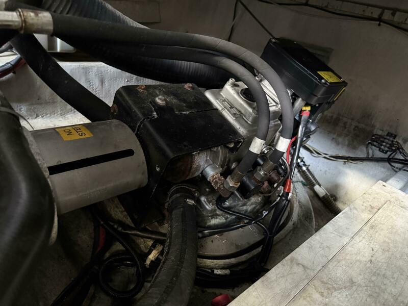 40' 2007 Chris-Craft Roamer 40