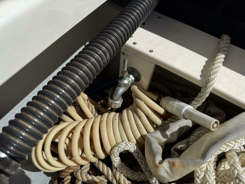 40' 2007 Chris-Craft Roamer 40