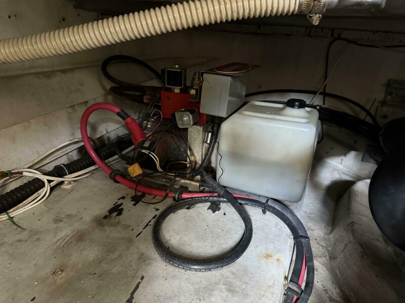 40' 2007 Chris-Craft Roamer 40