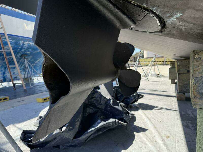 Blue Delft 40ft Chris Craft Yacht For Sale