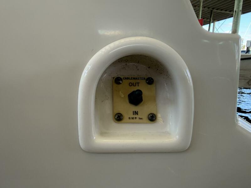 40' 2007 Chris-Craft Roamer 40