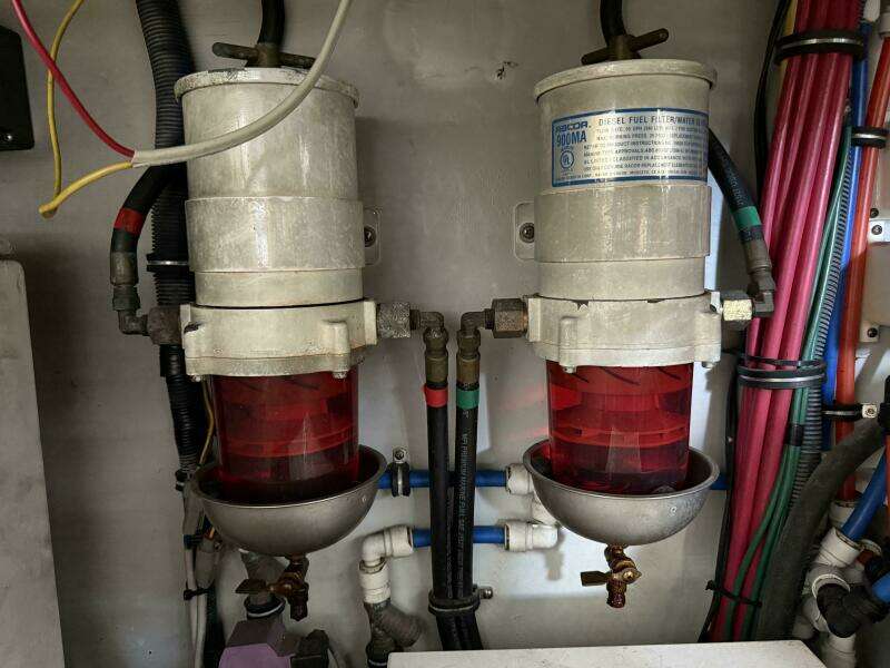 Blue Delft 40ft Chris Craft Yacht For Sale