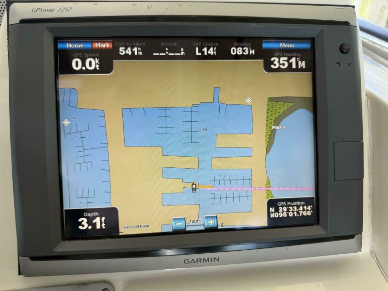 40' 2007 Chris-Craft Roamer 40