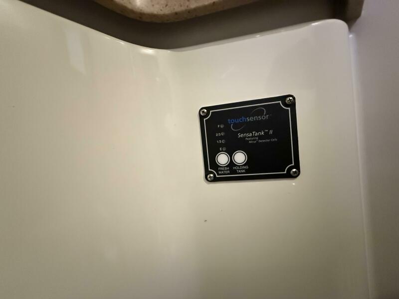 40' 2007 Chris-Craft Roamer 40