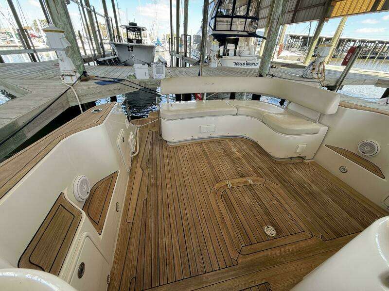 Blue Delft 40ft Chris Craft Yacht For Sale