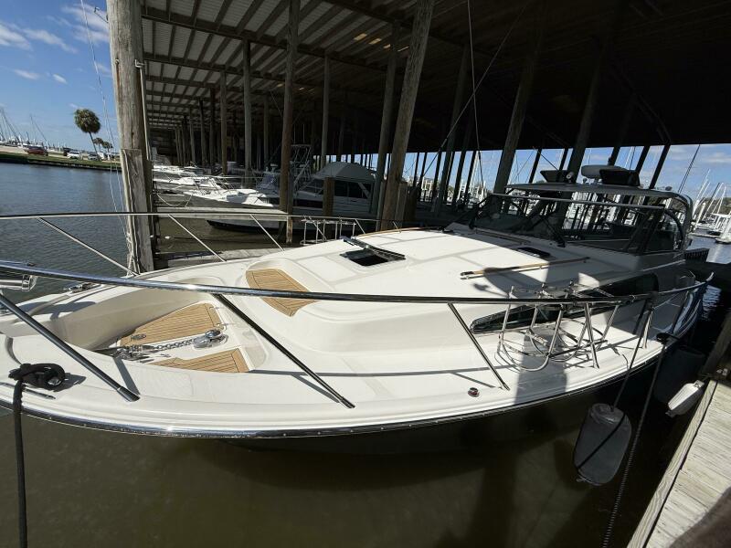 40' 2007 Chris-Craft Roamer 40