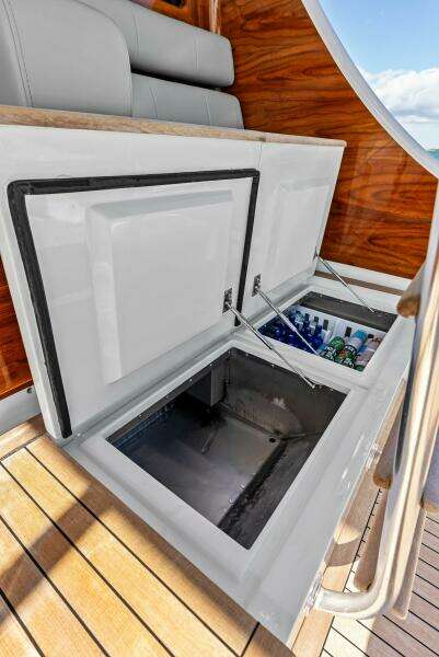 Knot Haulin 59ft Spencer Yacht For Sale