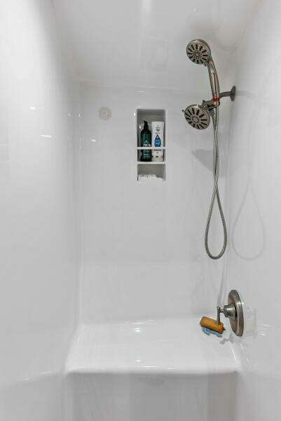 Knot Haulin 59ft Spencer Yacht For Sale