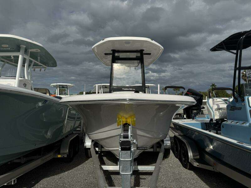 210 CC Adventure 21ft Tidewater Yacht For Sale
