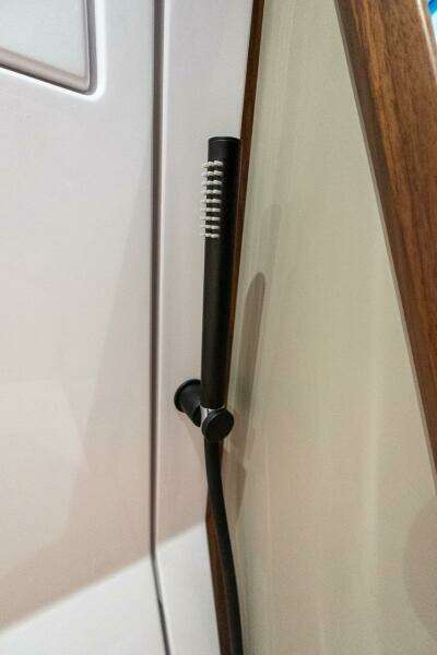 460k    660k 38ft Axopar Yacht For Sale