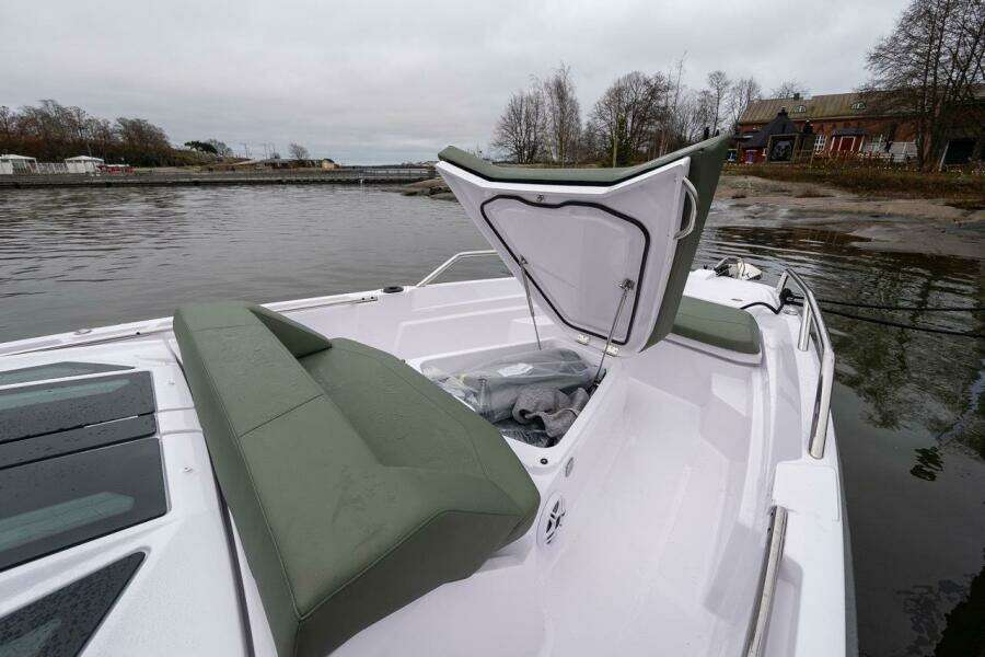 460k    660k 38ft Axopar Yacht For Sale