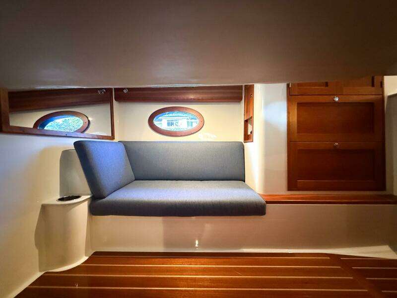 40ft Hinckley Yacht For Sale