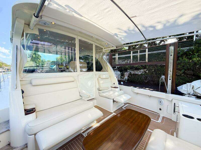 40ft Hinckley Yacht For Sale