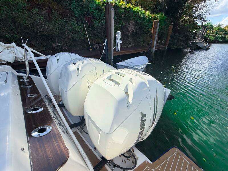 40ft Hinckley Yacht For Sale