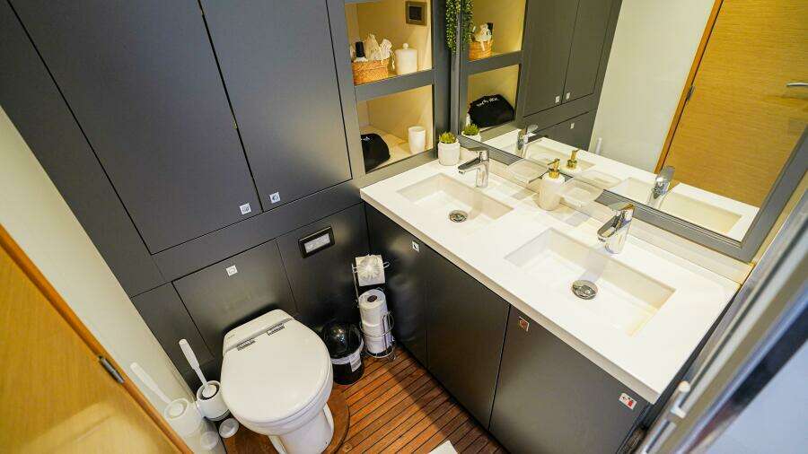 True Story 67ft Fountaine Pajot Yacht For Sale