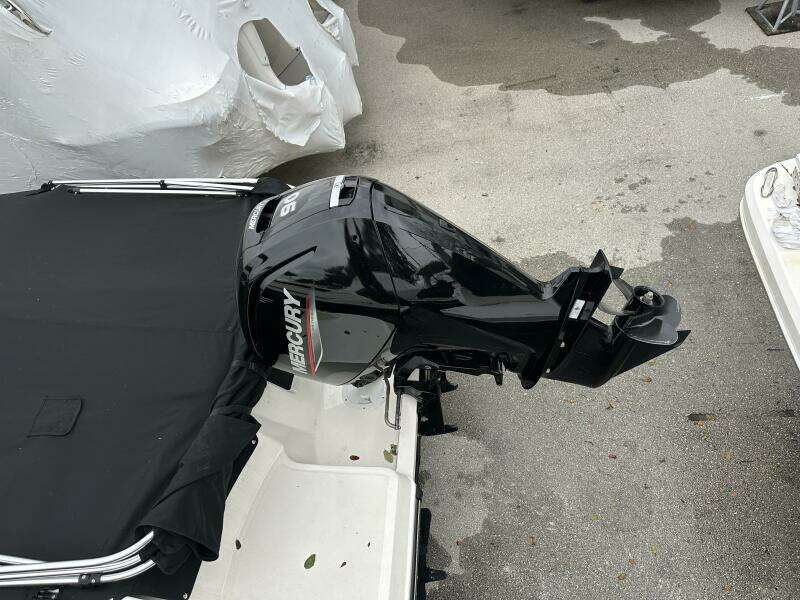 17ft Bayliner Yacht For Sale