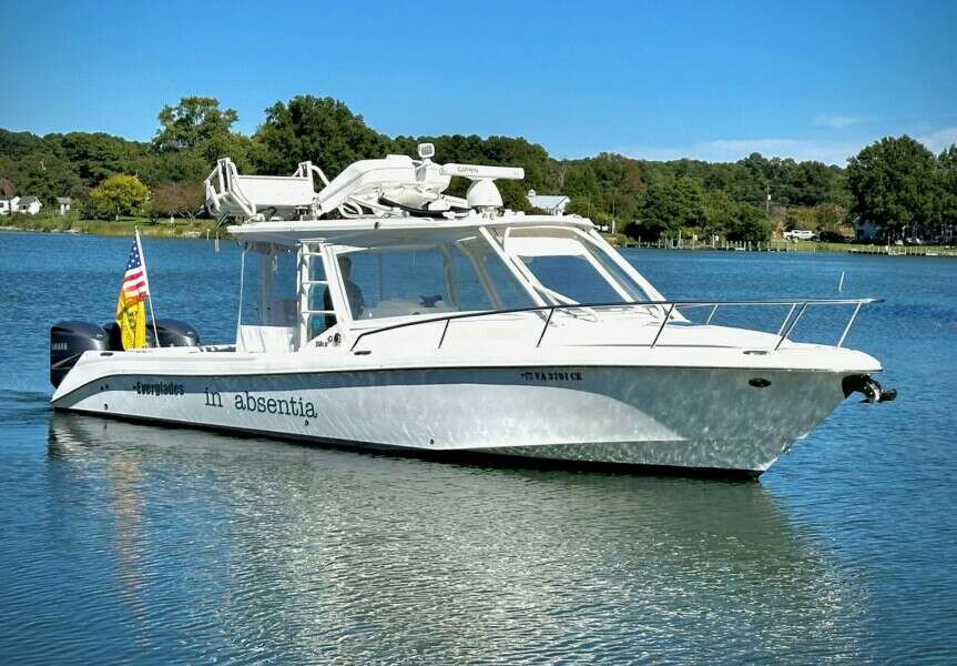In Absentia 35ft Everglades Yacht For Sale