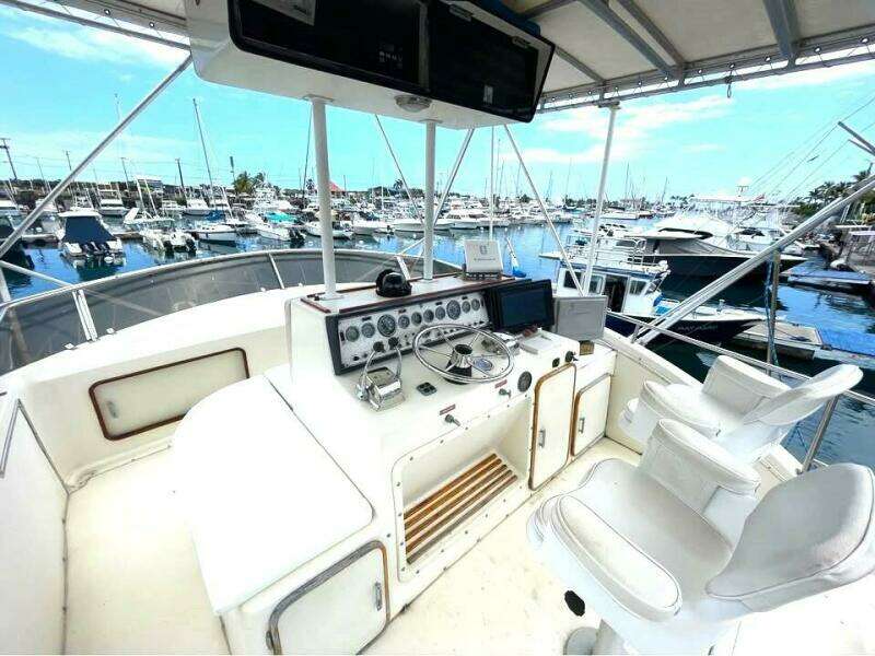 OHANA 42ft Chris Craft Yacht For Sale
