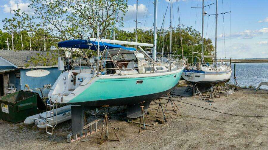 NO WORRIES 42ft Catalina Yacht For Sale