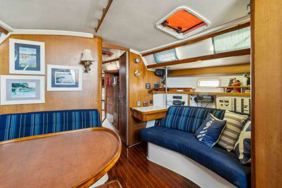 NO WORRIES 42ft Catalina Yacht For Sale