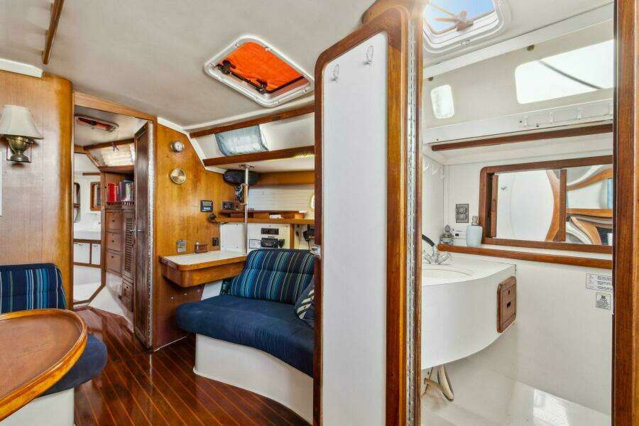 NO WORRIES 42ft Catalina Yacht For Sale