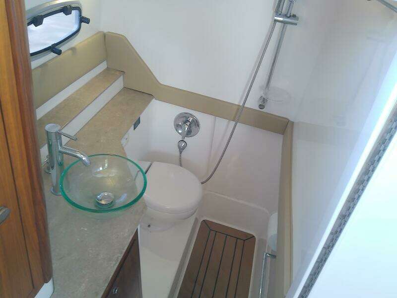 39ft Floe Craft Yacht For Sale