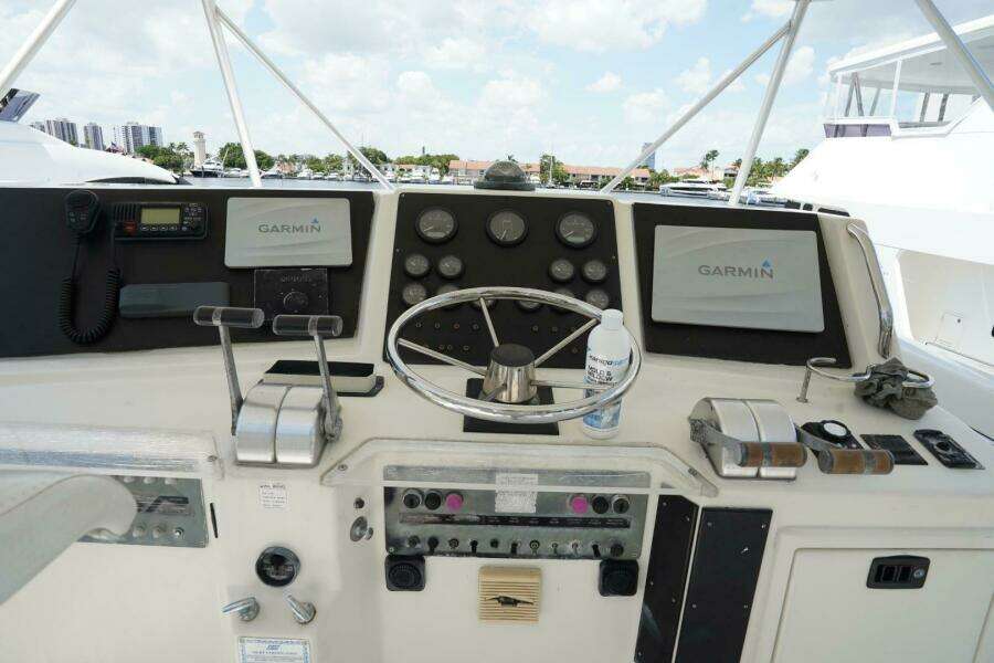 43ft Tiara Yachts Yacht For Sale