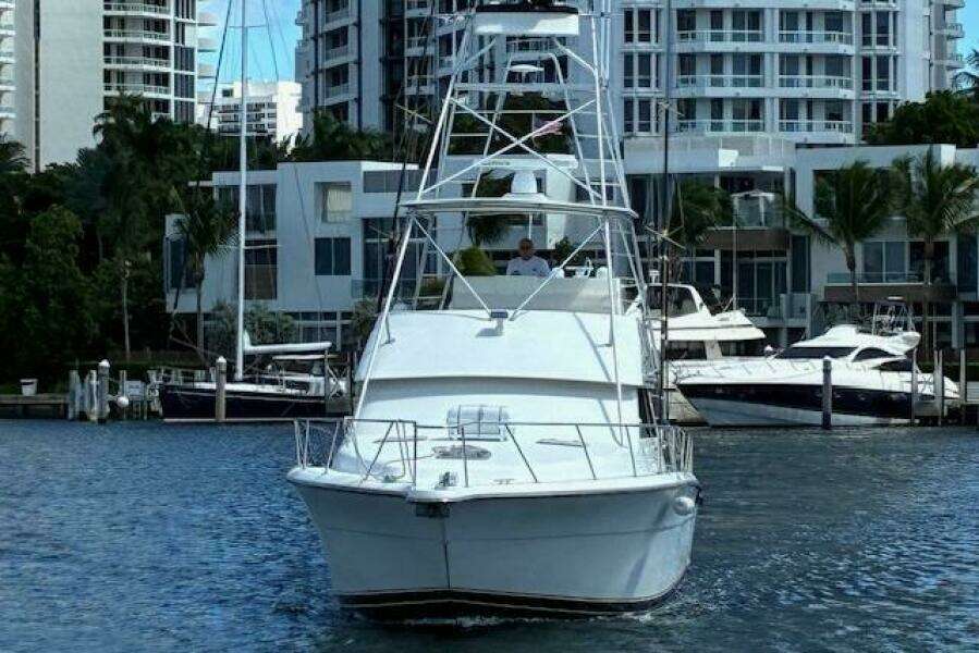 43ft Tiara Yachts Yacht For Sale