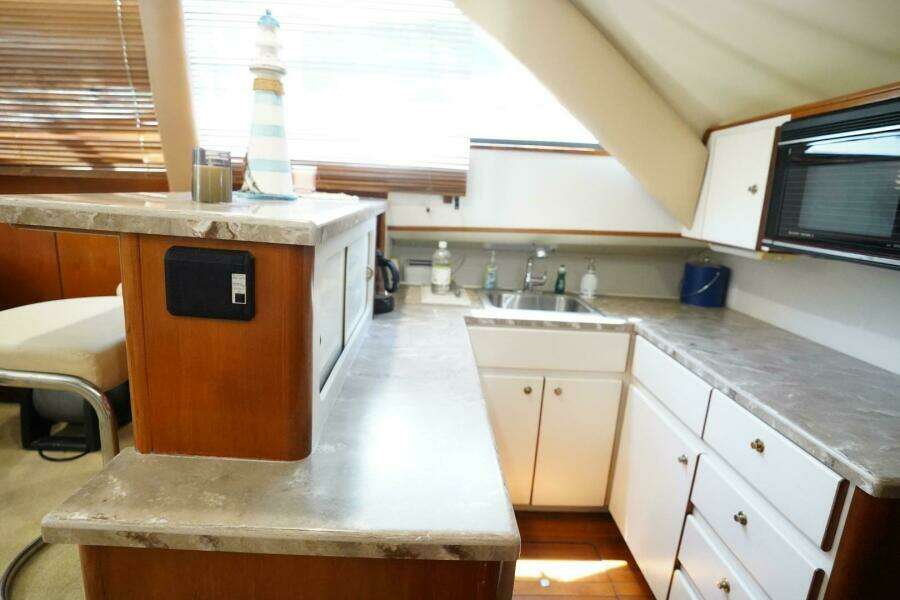 43ft Tiara Yachts Yacht For Sale