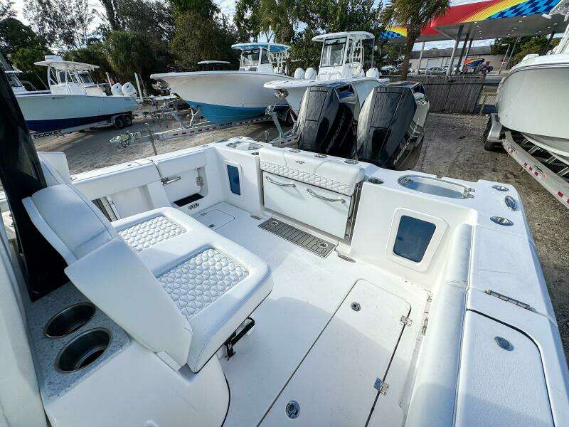 30ft Tidewater Yacht For Sale