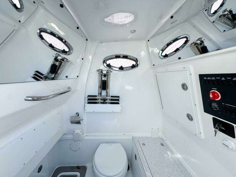 30ft Tidewater Yacht For Sale