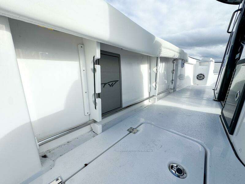 30ft Tidewater Yacht For Sale