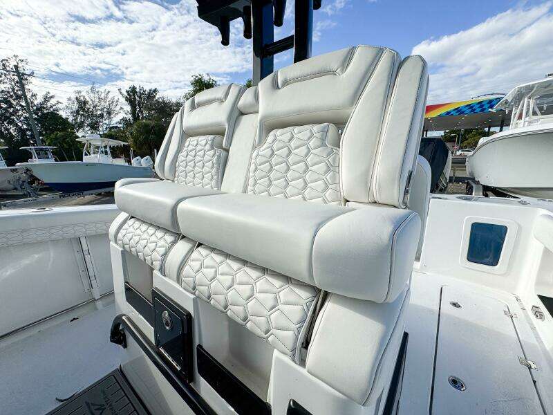 30ft Tidewater Yacht For Sale