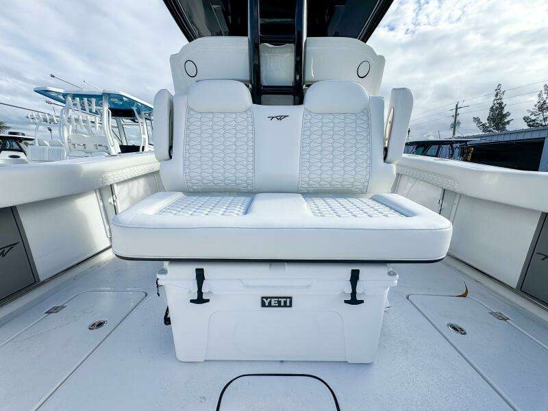 30ft Tidewater Yacht For Sale