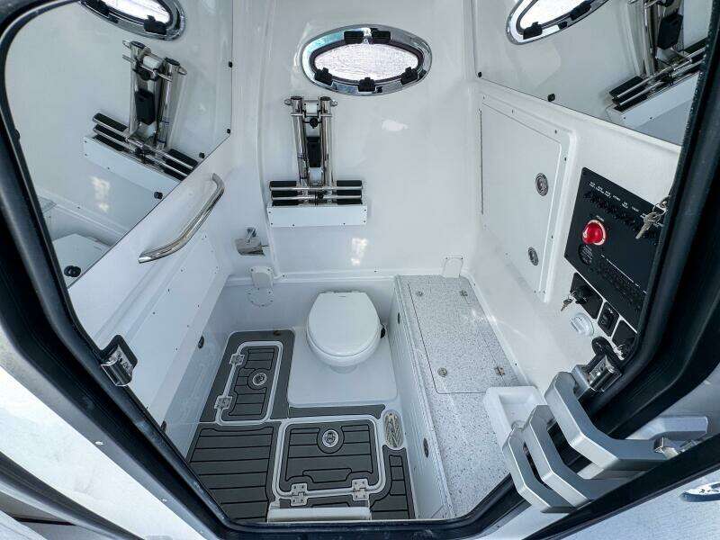 30ft Tidewater Yacht For Sale