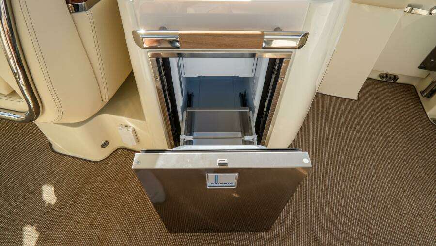 31ft Chris Craft Yacht For Sale