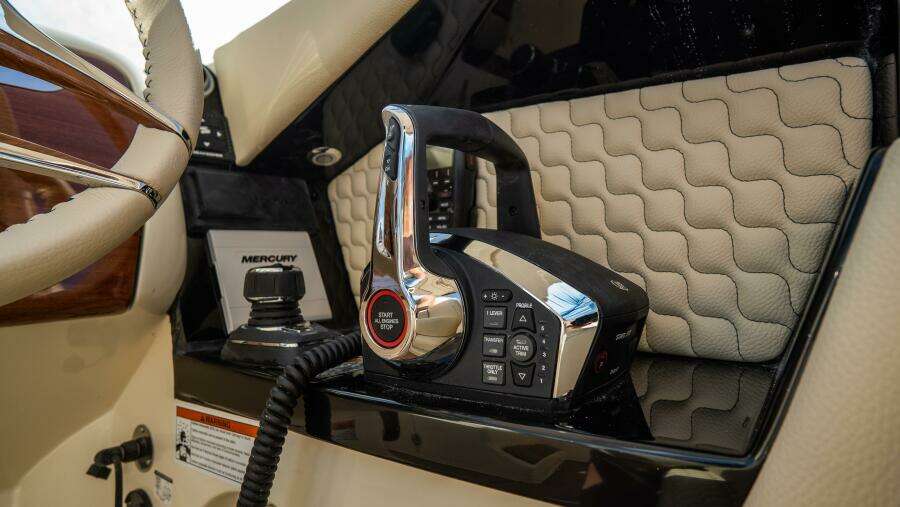 31ft Chris Craft Yacht For Sale