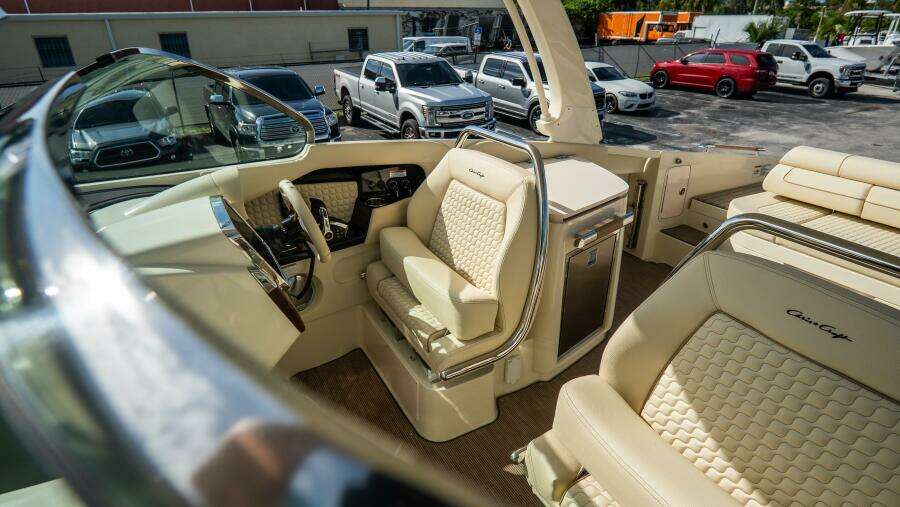 31ft Chris Craft Yacht For Sale