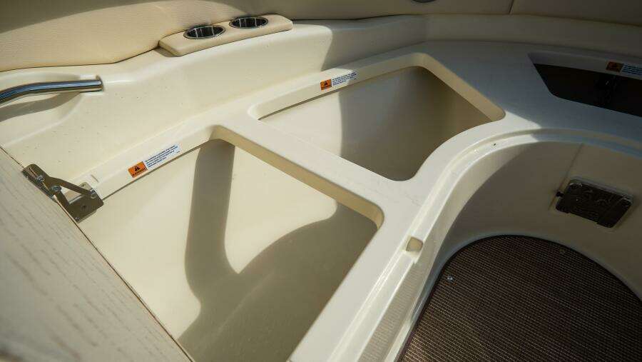 31ft Chris Craft Yacht For Sale