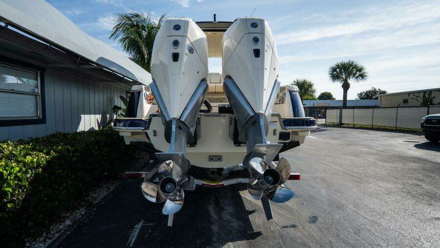 31ft Chris Craft Yacht For Sale