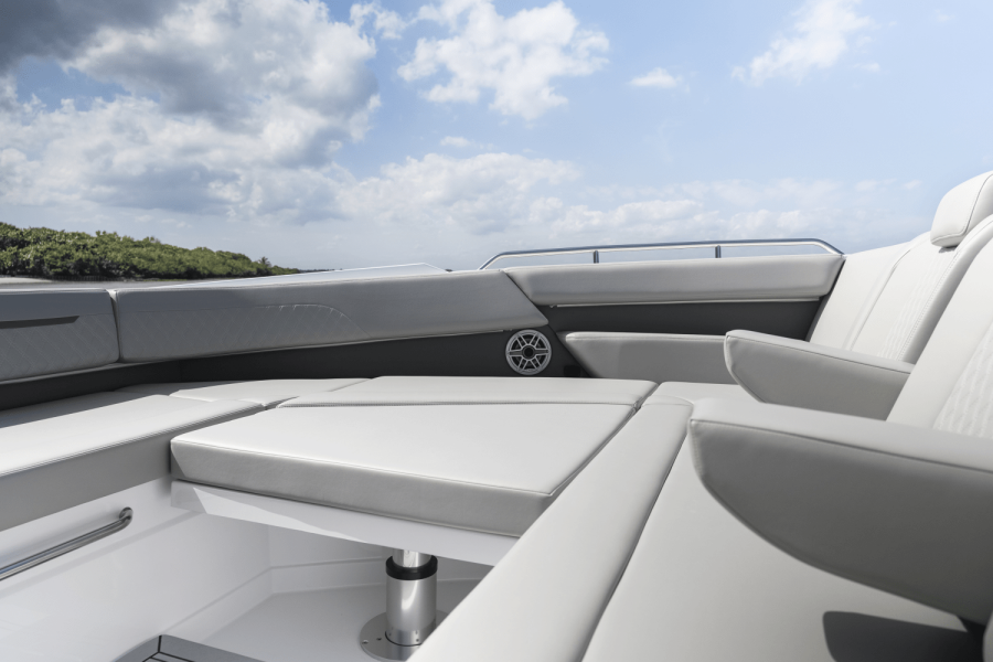 50ft Cruisers Yachts Yacht For Sale