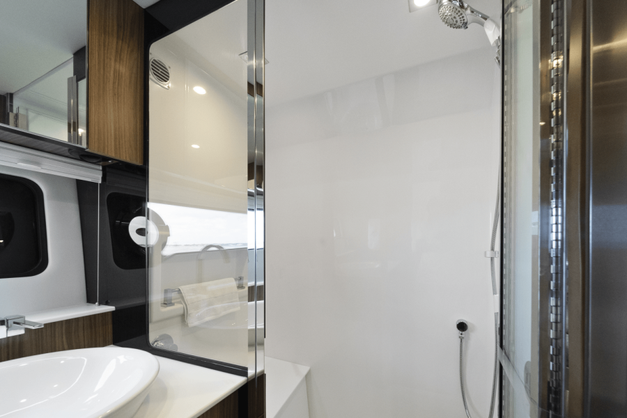 50ft Cruisers Yachts Yacht For Sale