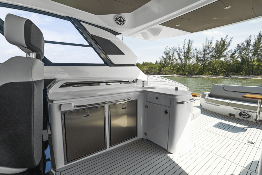 50ft Cruisers Yachts Yacht For Sale