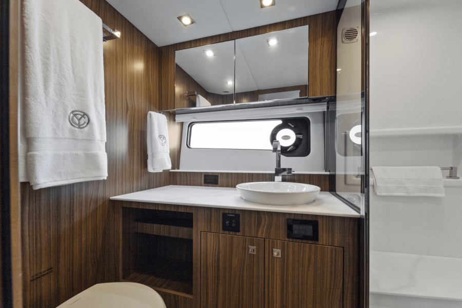 50ft Cruisers Yachts Yacht For Sale