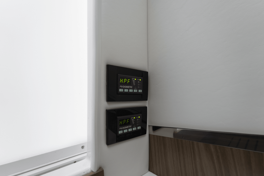 50ft Cruisers Yachts Yacht For Sale