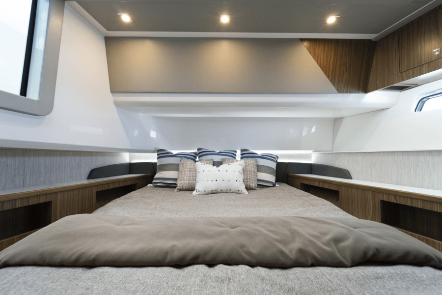 50ft Cruisers Yachts Yacht For Sale