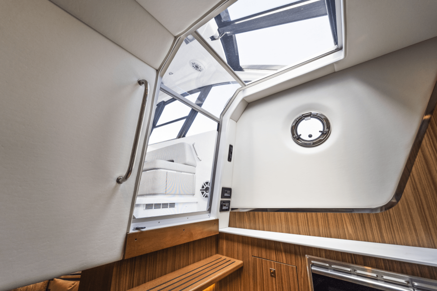 50ft Cruisers Yachts Yacht For Sale